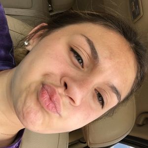 Meet your Posher, Addy